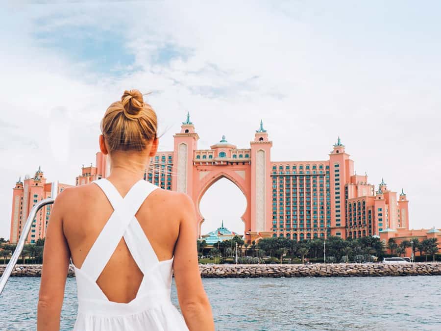 Dubai: The View At The Palm Ticket & 1.5 Afternoon Yacht - The queue reality: what can slow you down