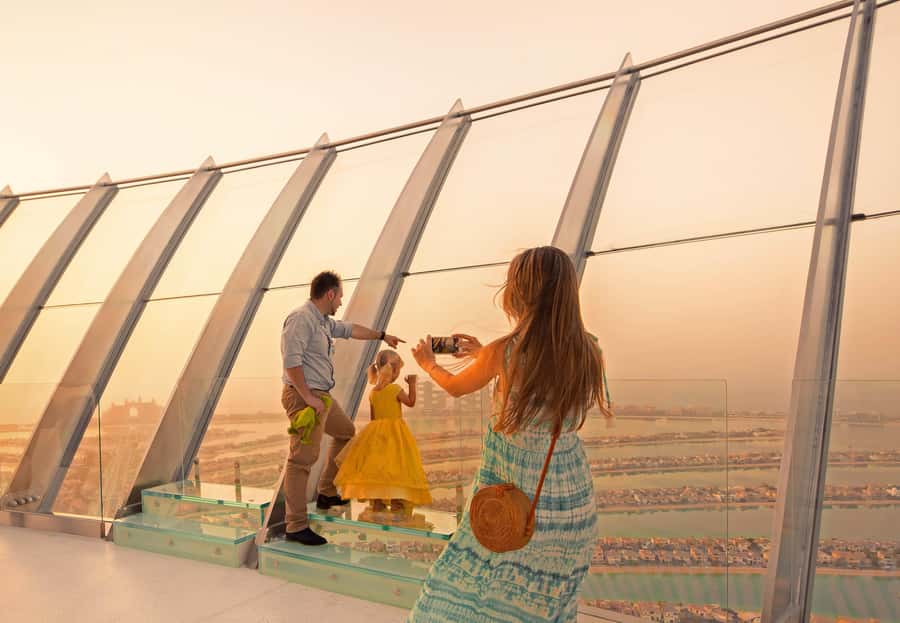 Dubai: The View At The Palm Ticket & 1.5 Afternoon Yacht - Land-to-water logistics: taxi time is real