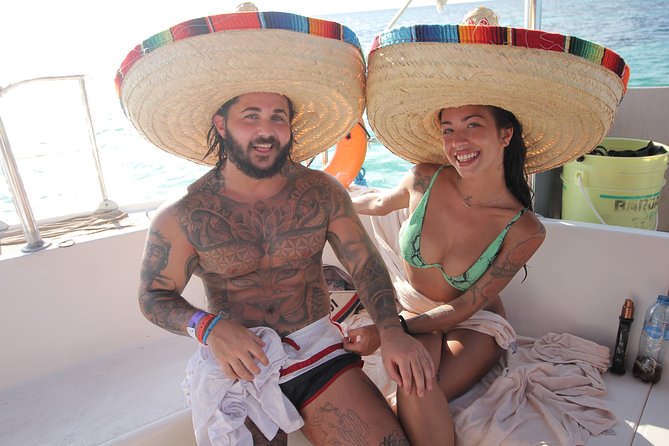 El Cielo Cozumel Snorkel tour by Catamaran - Columbia Reef: Where Guides Make the Difference
