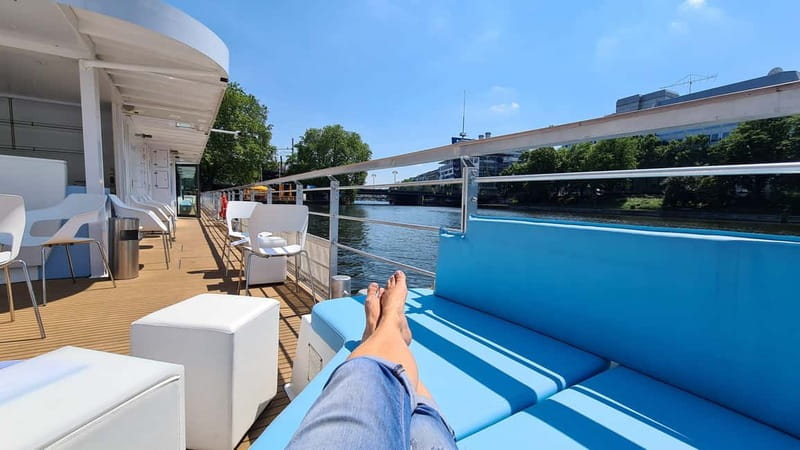 Evening Boat Tour 1.5 hour with our solarcatamaran - Treptower Park Direction: Berlin’s Green Side From the Water