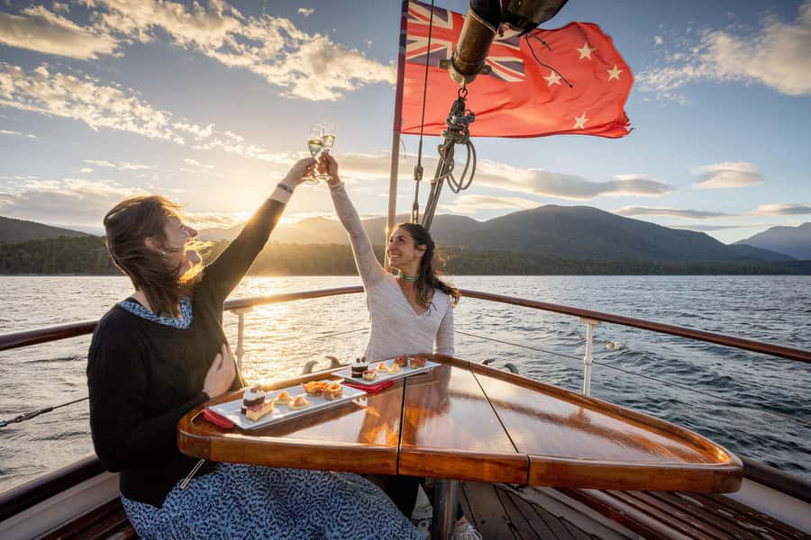 Evening Champagne Cruise on Historic 1935 Motor Yacht. - Hands-on sailing on Faith: what you can actually do