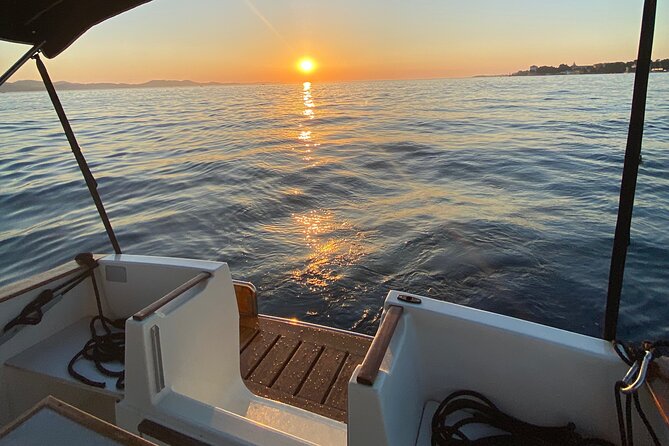 Experience Zadar Archipelago with private Antares sailing tour - From the port to Ošljak: where traditional Mediterranean homes meet the sea