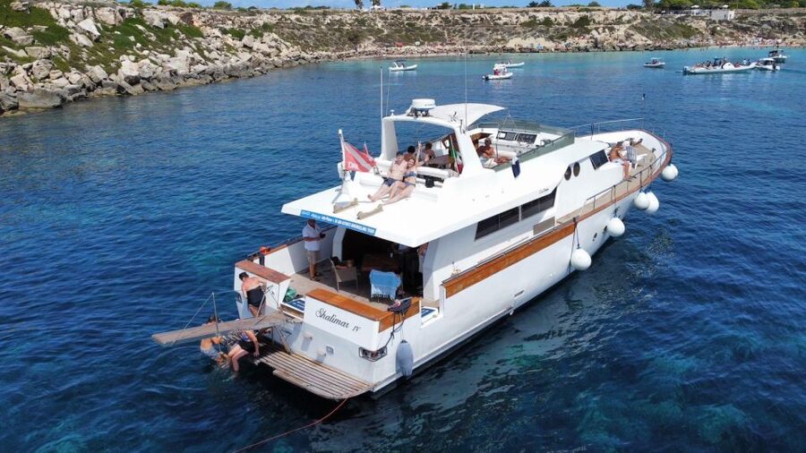 Favignana e Levanzo: tour condiviso Yacht Shalimar IV - Scalo Cavallo: The Third Swim Stop Before Heading Back