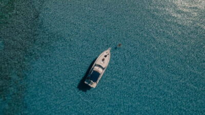 From Ierapetra: Chrissi Island Yacht Cruise with Lunch - Boarding in Ierapetra: what the yacht and guide are actually like