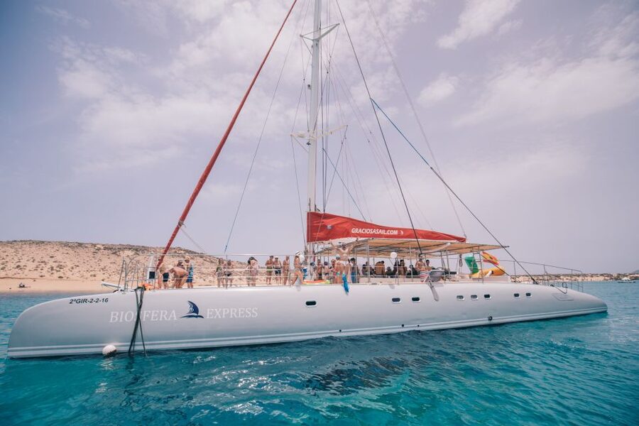From Lanzarote: Sailing Day Trip Around La Graciosa - Ferry ride meets catamaran: the handoff that matters