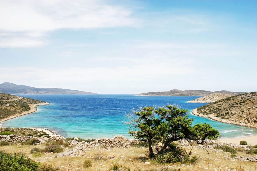 From Naxos: Schinoussa and Iraklia Sailing Cruise with BBQ - Ag Georgios on Iraklia: a picturesque capital village walk