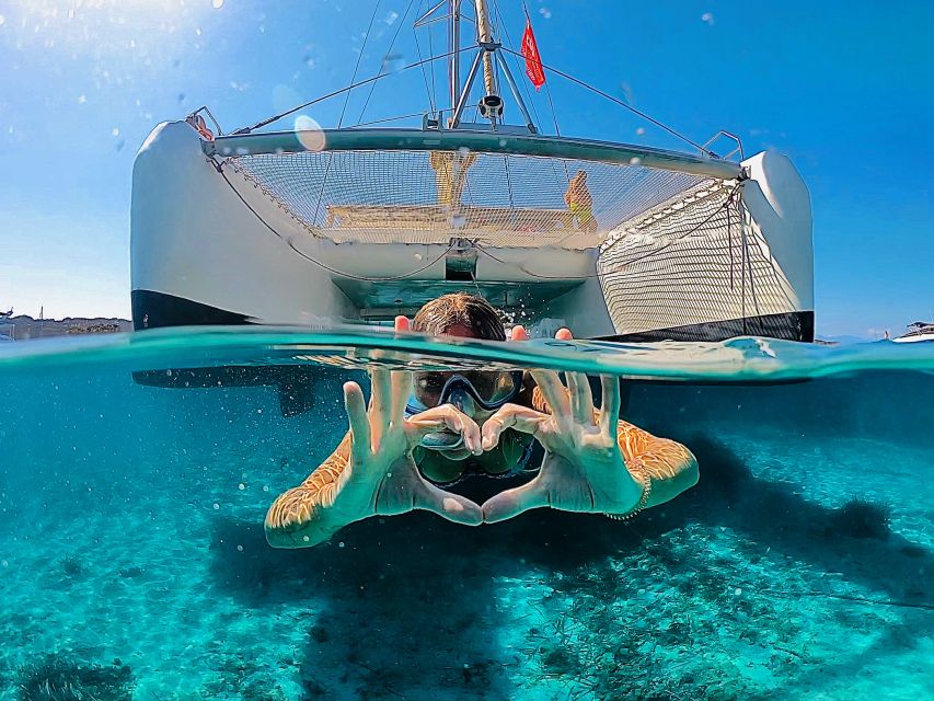 From Palau: Maddalena Archipelago Catamaran Tour with Lunch - The 7-hour day plan: what your time on board feels like