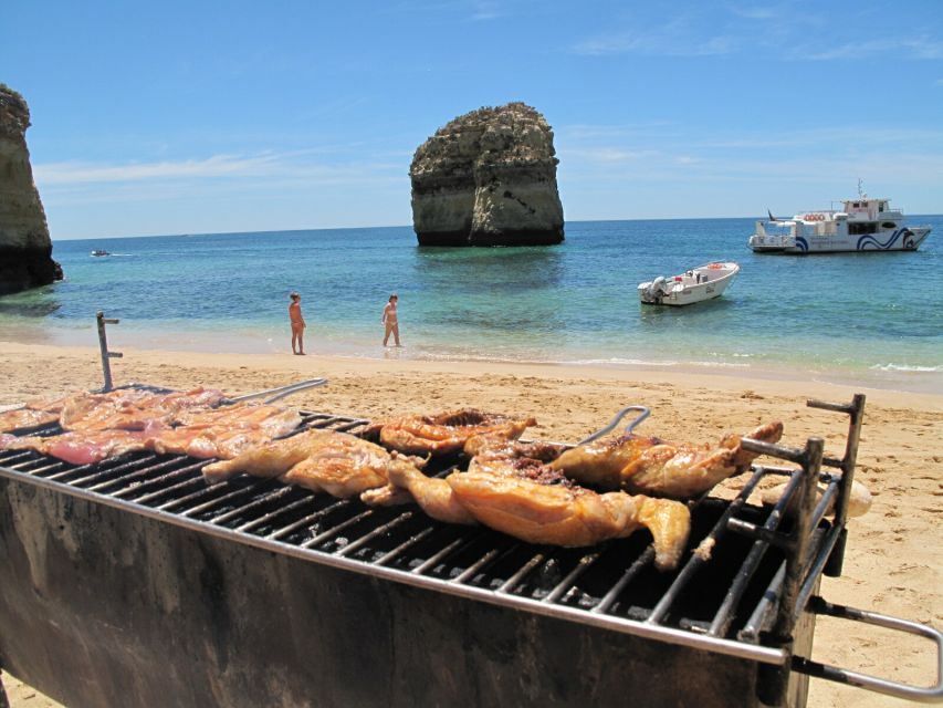 From Portimão: Catamaran Cruise to Benagil Caves with BBQ - Portimão to Ferragudo: the coast sets the tone