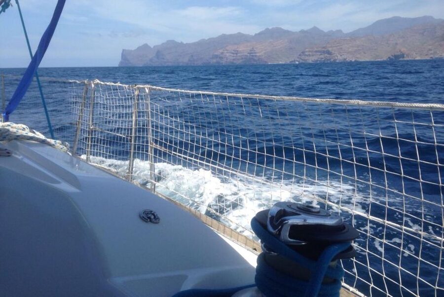 From Puerto de Mogán: Sailboat Trip with Food and Drinks - Who should book this sailboat trip (and who should skip it)