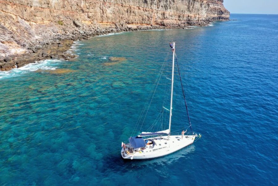 From Puerto de Mogán: Sailboat Trip with Food and Drinks - Hands-on sailing: learning to steer without the stress