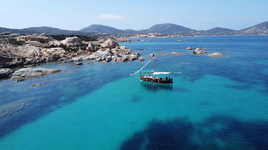 From Stintino: sailing trip to Asinara with Lunch - Lunch onboard: the Sardinian menu that actually fills you up