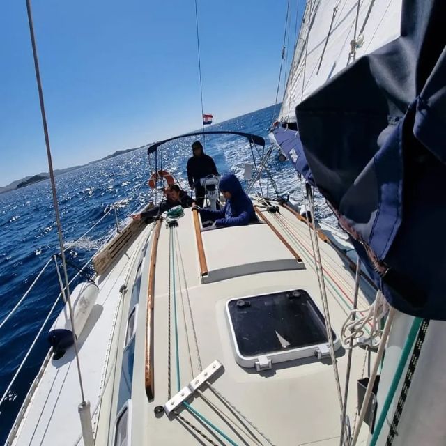 From Zadar: Half/Full Day Sailing Tour - Half-Day Sailing (09:00–13:00 or 14:00–18:00): Ugljan and Ošljak Sea Time