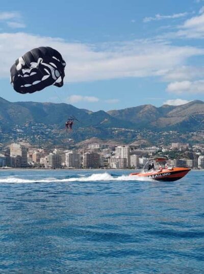 Fuengirola: The Best Parasailing Experience in Fuengirola - Check-in and the rhythm of the day in Fuengirola’s port