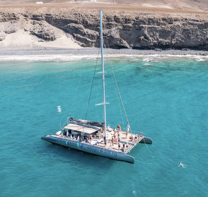 Fuerteventura: Magic Catamaran Trip with Food and Drinks - Who this catamaran trip is best for