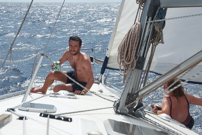 Fuerteventura Sailing Trip from Morro Jable - Lunch at Anchor: Canarian Food and Drinks That Keep the Day Moving