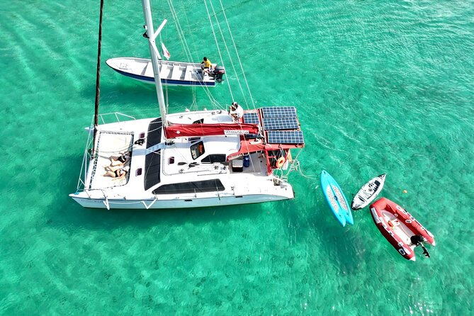 Full-Day Catamaran Sailing Caribbean Beaches with Snorkelling and Lunch - Isla del Padre and Venas Azules: dinghy time in mangrove “blue veins”
