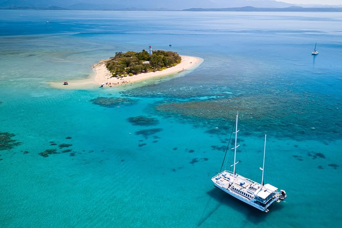 Full-Day Great Barrier Reef Sailing Trip from Cairns - Small Group Size on a Yacht: Why Help Feels Close