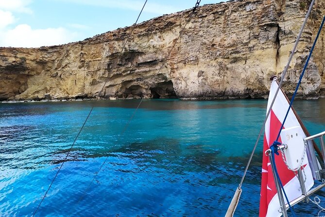 Full-Day Private Sailing Adventure in Malta and Gozo - Blue Lagoon and Comino: the classic water, with time to actually enjoy it