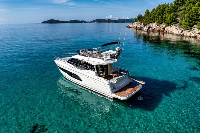 Full-Day Private Yacht Tour to the Elafiti Islands - The crew and boat experience: what people consistently key in on