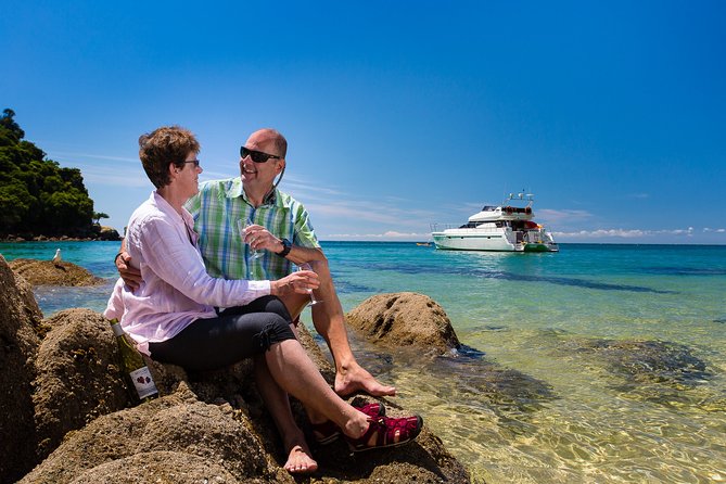 Full-Day Sailing Adventure in the Abel Tasman National Park - Crew and narration: short talks, real local detail
