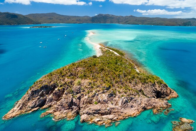 Full-Day Whitsunday Sail and Snorkel Adventure with Lunch - Banana Boat Fun and Beach Time: Adventure Without the Chaos