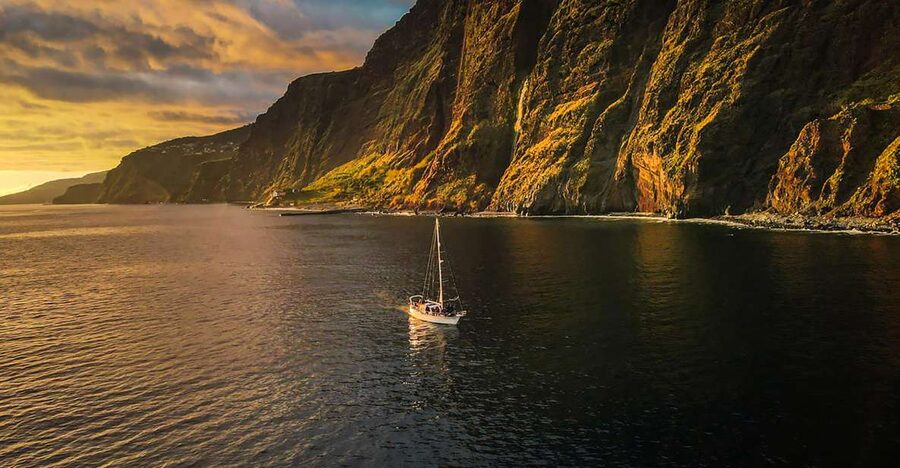 Funchal: Dolphin and Whale Watching Sunset Sailing Tour - How This 3-Hour Madeira Sunset Sail Actually Works