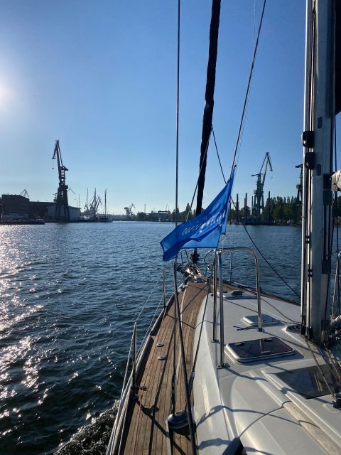 Gdańsk: Motlawa and Port yacht cruise with Welcome Drink - Key Things I Think You’ll Care About