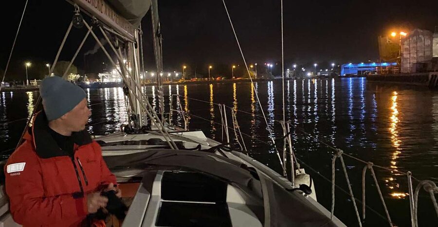 Gdansk: Scenic Evening Yacht Cruise with Welcome Drink - Why This Gdańsk Yacht Cruise Feels Different From the Shore