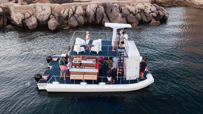 Giardini Naxos: Dolphin Catamaran Sunset Tour with Aperetif - A 3-hour sunset loop that mixes sea life, swim time, and Sicilian snacks