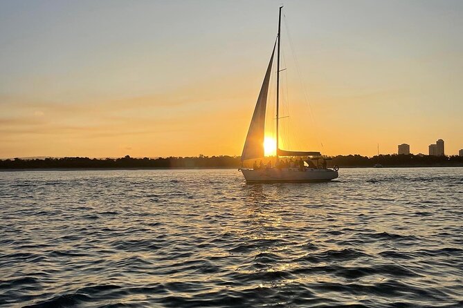 Gold Coast 2 hour Sunset Sailing Cruise with Drinks&Tasting Plate - Key Things You’ll Notice Onboard