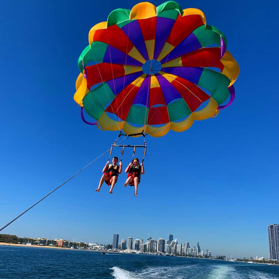 Gold Coast: Surfers Parasailing with Free Photos - Small Details That Make a Big Difference on the Day