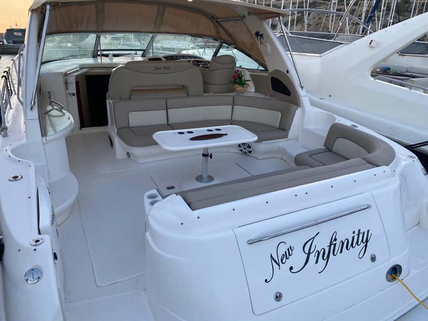 Gran Canaria: Shared yacht trip with drinks, lunch, and snorkeling - Pickup in south Gran Canaria to Puerto Rico port
