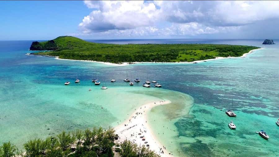 Grand Baie: Catamaran 3 Islands Cruise & Lunch on the Island - Price and Value: Is $70 Worth a 7-Hour Island Day?