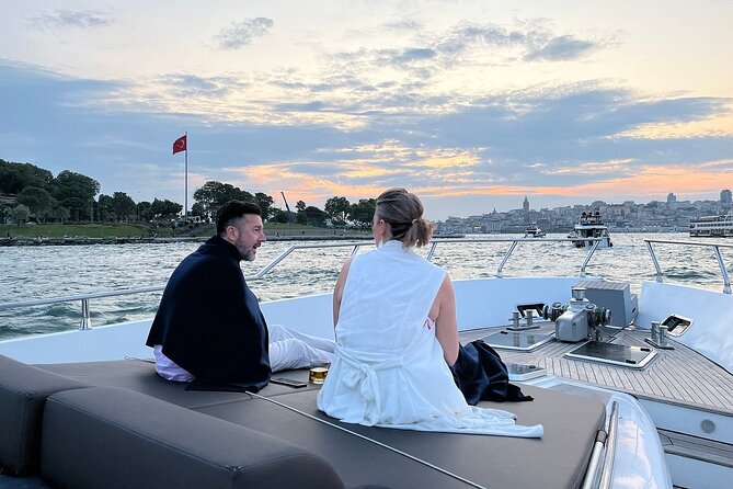 Guided Bosphorus Afternoon Cruise on Luxury Yacht - Beylerbeyi, Küçüksu Pavilion, and Quiet Kuzguncuk