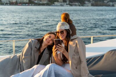 Guided Bosphorus Afternoon Cruise on Yacht - Meeting Point Timing: Plan for a Fast Start