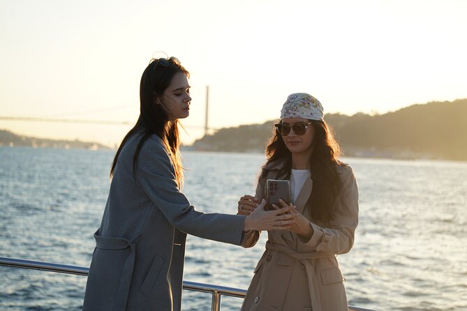 Guided Bosphorus Afternoon Cruise on Yacht - Rumeli Hisarı: A Fortress Built Fast to Control the Strait