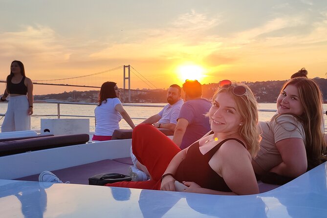 Guided Bosphorus Sunset Cruise on Luxurious Yacht - Small Group Cruise - The 15 July Martyrs Bridge: Europe and Asia in one glance