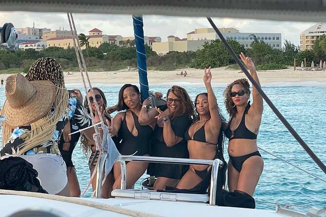 Hakuna Matata - St Maarten Catamaran day cruise - Simpson Bay, Maho Beach, Mullet Bay, and La Semanna: how the stops work