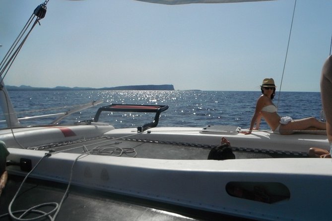 Half-Day Catamaran Trip in Menorca - Refreshments and value: why the included snacks matter