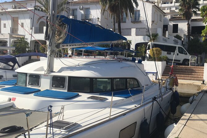 Half-Day Luxury Catamaran Sailing Cruise in Granada - Getting the best out of your swim and water toys