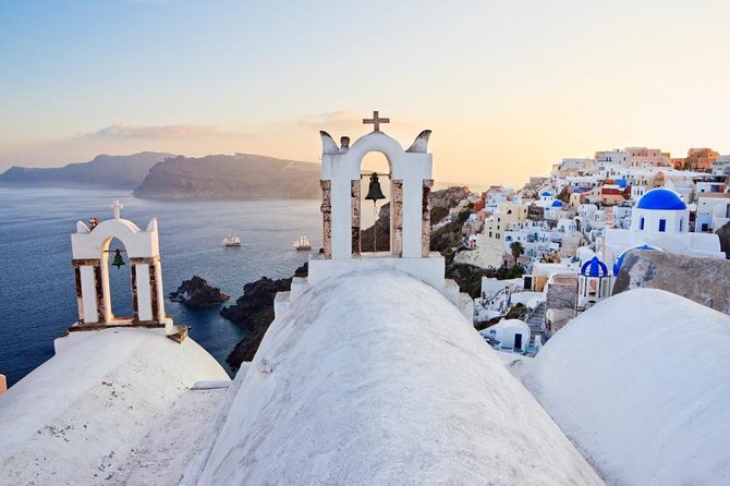 Half Day Premium Catamaran Cruise in Santorini including Oia - Key things I’d mark on your Santorini map