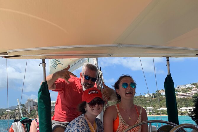 Half Day Sail and Snorkel with the Turtles - Onboard Comfort: Showers, Restrooms, and the Open Bar Payoff