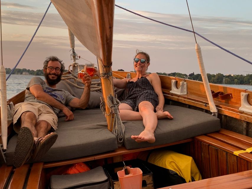 Hamburg: Alster River Sailboat Tour with Sundowner - Weather reality check: what to expect when the sky changes