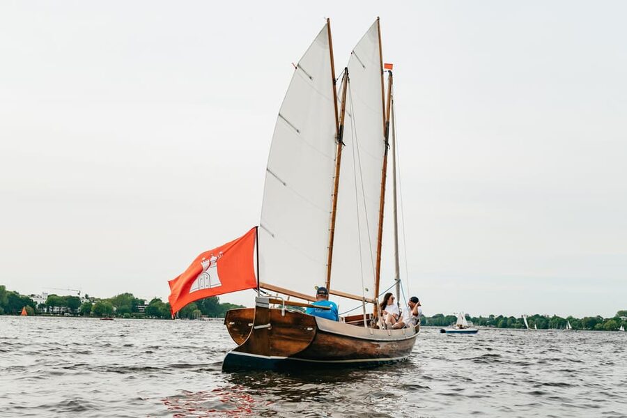 Hamburg: Alster River Sailing Tour on a 2-Masted Sailboat - Key points worth knowing before you go