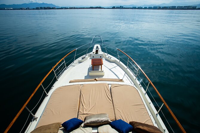 Hatteras 58-61' Luxury Yacht in Puerto Vallarta & Nuevo Nayarit - Cruise routes, secluded beach time, and what you’ll actually see
