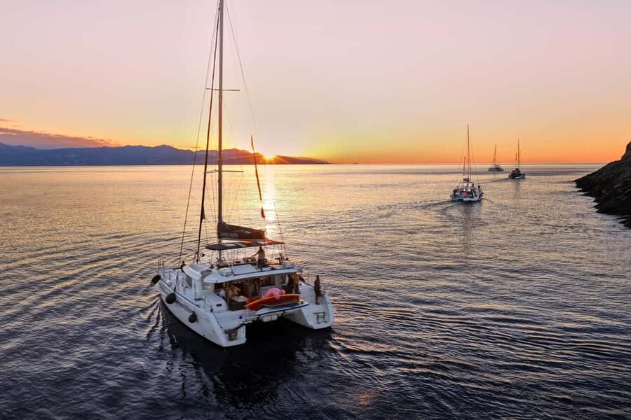 Heraklion: Dia Island Catamaran Cruise with Dinner and Wine - From Welcome Coffee to a Smooth Sailing Hour