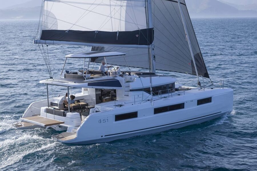 Heraklion: Dia Island Luxury Catamaran Cruise with Meal - Key reasons this Dia Island cruise earns its high marks