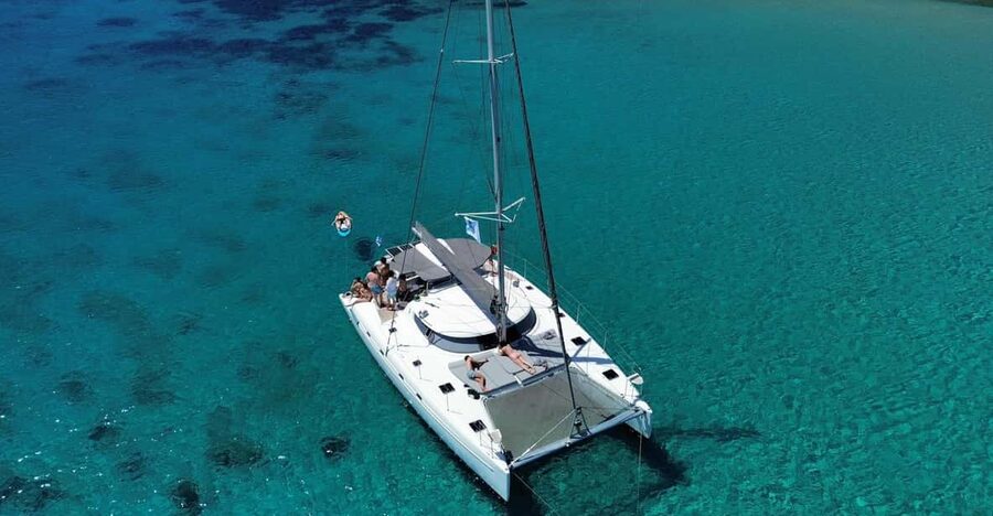 Heraklion: Dia Island Luxury Catamaran Cruise with Meal - The onboard meal is more than an afterthought