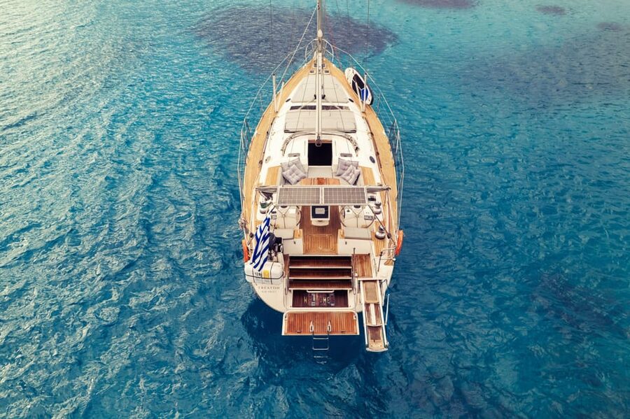 Heraklion: Dia Island Luxury Sailing Trip with Meal & Drinks - Food and drinks: the meal is actually worth planning around