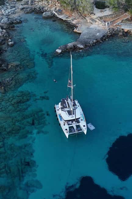 Heraklion Luxury Sailing Catamaran Dia Island | Gourmet Menu - Rocca a Mare photo stop: a quick hit of Heraklion views